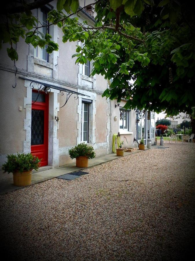 B&B Chez Annie Saint-Martin-de-Gurçon Exterior photo